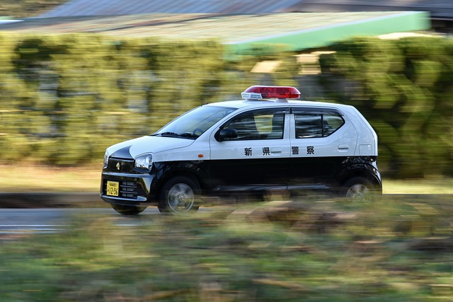 パトカー画像